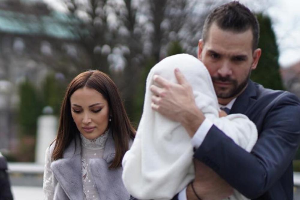 GOSPODIN OD MALIH NOGU: Prijin sin uživa na Breninoj jahti! (FOTO)