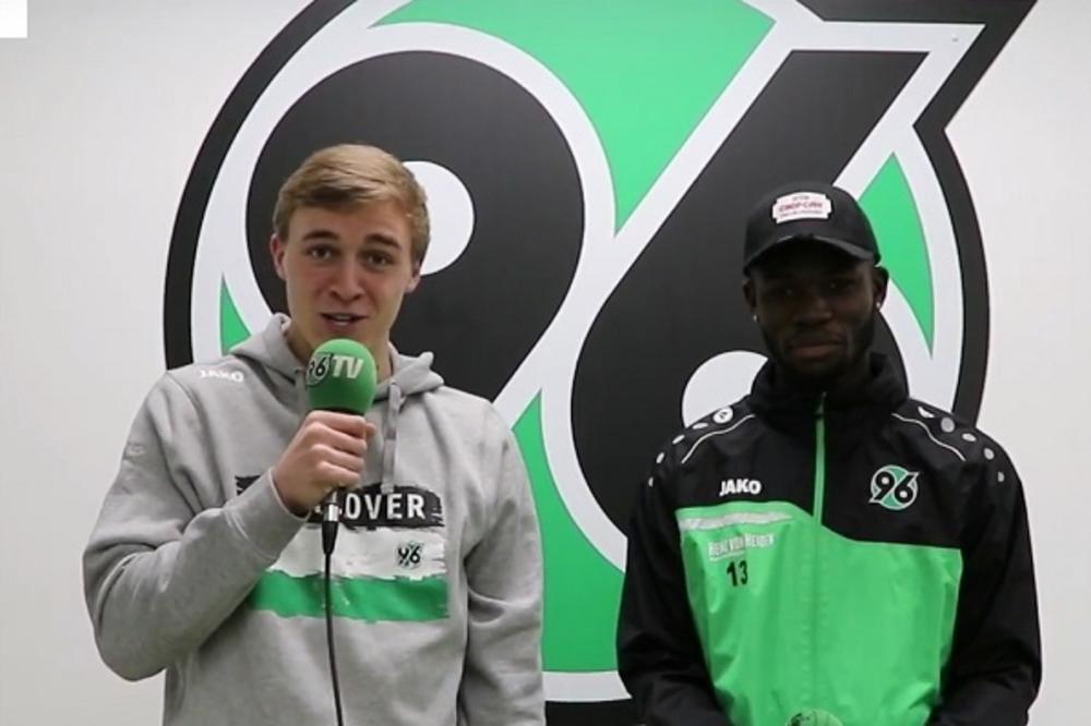 BUNDESLIGAŠ OBJAVIO: Naš fudbaler je pozitivan na koronavirus!