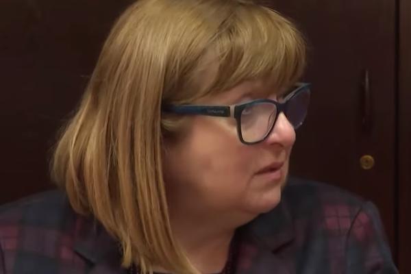 NINA JE DOKTORKA KOJA JE PRETILA LJUDIMA OTKAZOM AKO KAŽU DA IMA KORONU: Isplivao SKANDAL GODINE!