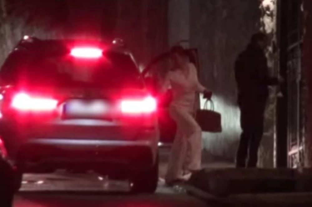 CECA POTROŠILA 140.000 EVRA NA NOV AUTO, SAMO 3 OVAKVA POSTOJE U SRBIJI: Nije žalila para, ide joj uz garderobu