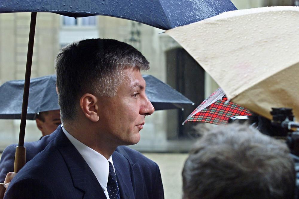 ĐINĐIĆ JE UPUCAN U 12: 45, A 45 MINUTA KASNIJE JE IZDAHNUO: 1 metak izaziva sumnju, PODMETANI SU I DOKAZI