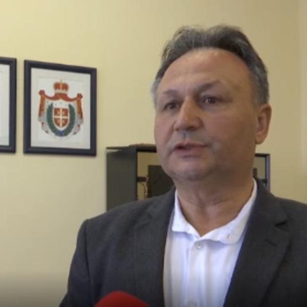 SVE PROSTORIJE OVE SRPSKE ŠKOLE SU DEZINFIKOVANE ZBOG KORONE: Direktor ispričao SVE DETALJE, roditelji ODVODE DECU