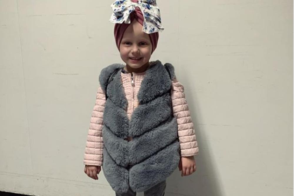 HELENINA SLIKA RASTUŽILA CELU SRBIJU: Sredstva za lečenje zlatokose lavice već su pri kraju, POMOZIMO!