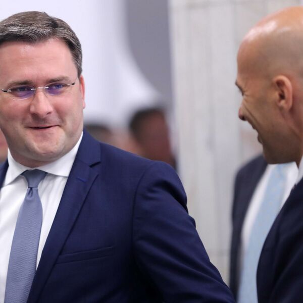 SELAKOVIĆ: Moramo biti spremni na obe mere koje će predsednik možda doneti