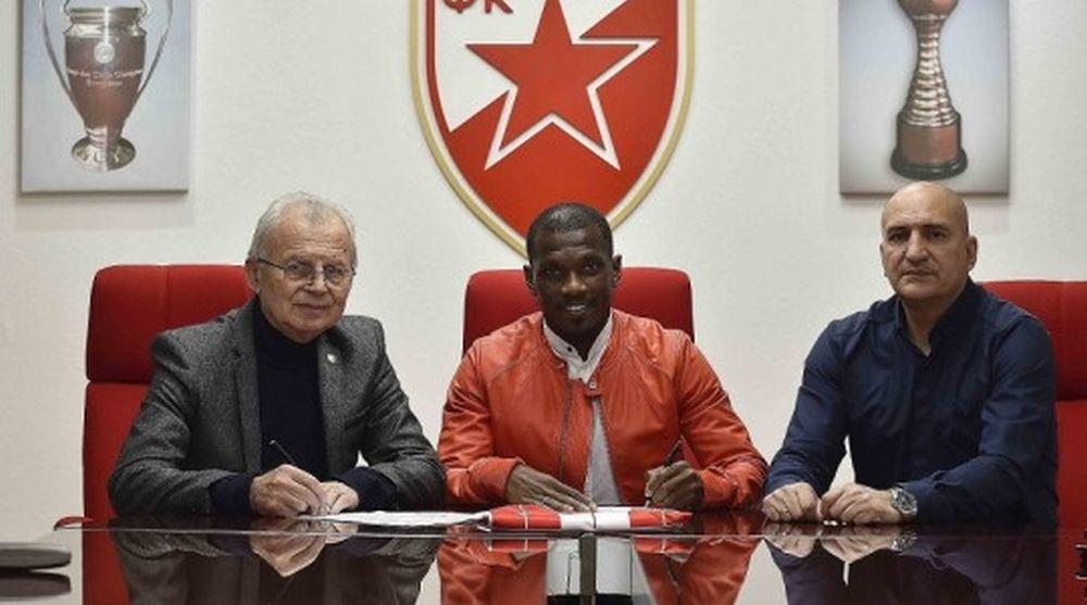 El Fardu Ben prilikom potpisivanja novog ugovora