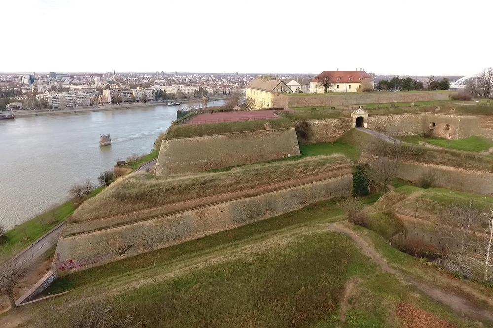 URBANI GERILA RATNICI NOVOG SADA: Upoznajte ekipu iz podzemlja Petrovaradinske tvrđave (VIDEO)
