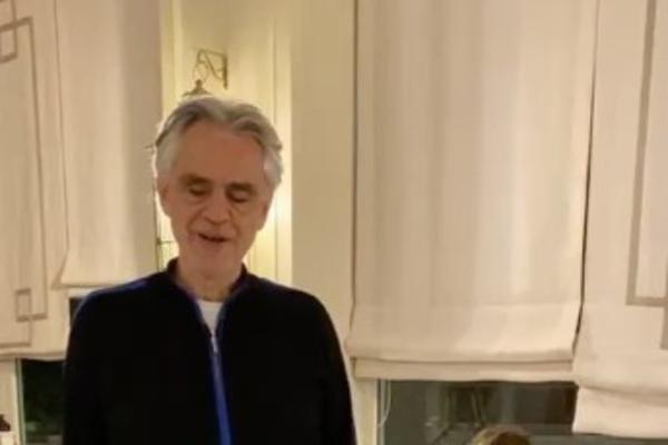 OVAJ VIDEO JE ISTOPIO MNOGA SRCA: Bočeli peva s ćerkicom, U INAT KORONI