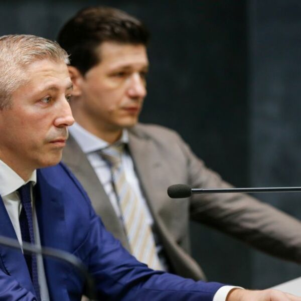 KOKEZA I PANTELIĆ POBEDILI KORONU: Prvi ljudi FSS izlečeni od užasnog virusa!