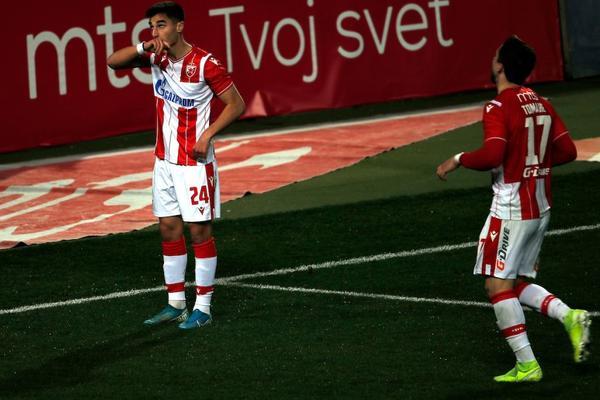 PRE UTAKMICE JE DOŽIVEO PORODIČNU TRAGEDIJU: Gavrić je prvenac u Zvezdinom dresu posvetio preminulom članu porodice