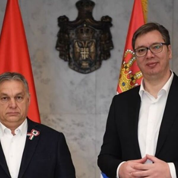Vučić s Orbanom o korona virusu, migrantskoj krizi...