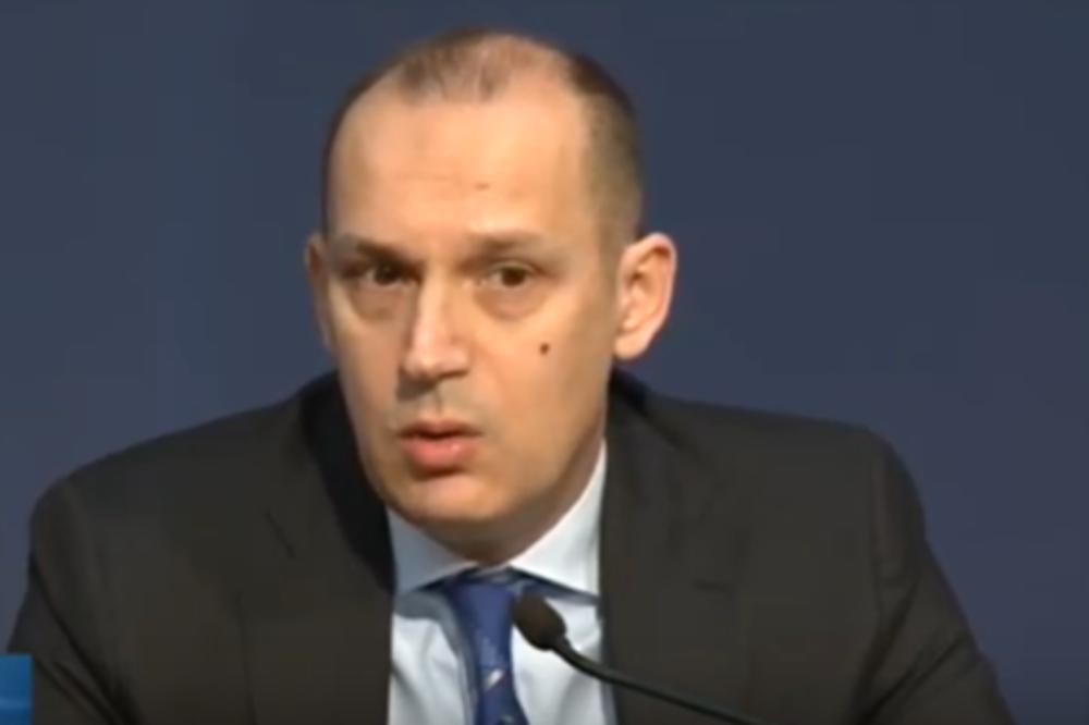 U SRBIJI SE ODLAŽU SVE OPERACIJE KOJE NISU HITNE: Lončar saopštio NOVE MERE zbog KORONA VIRUSA