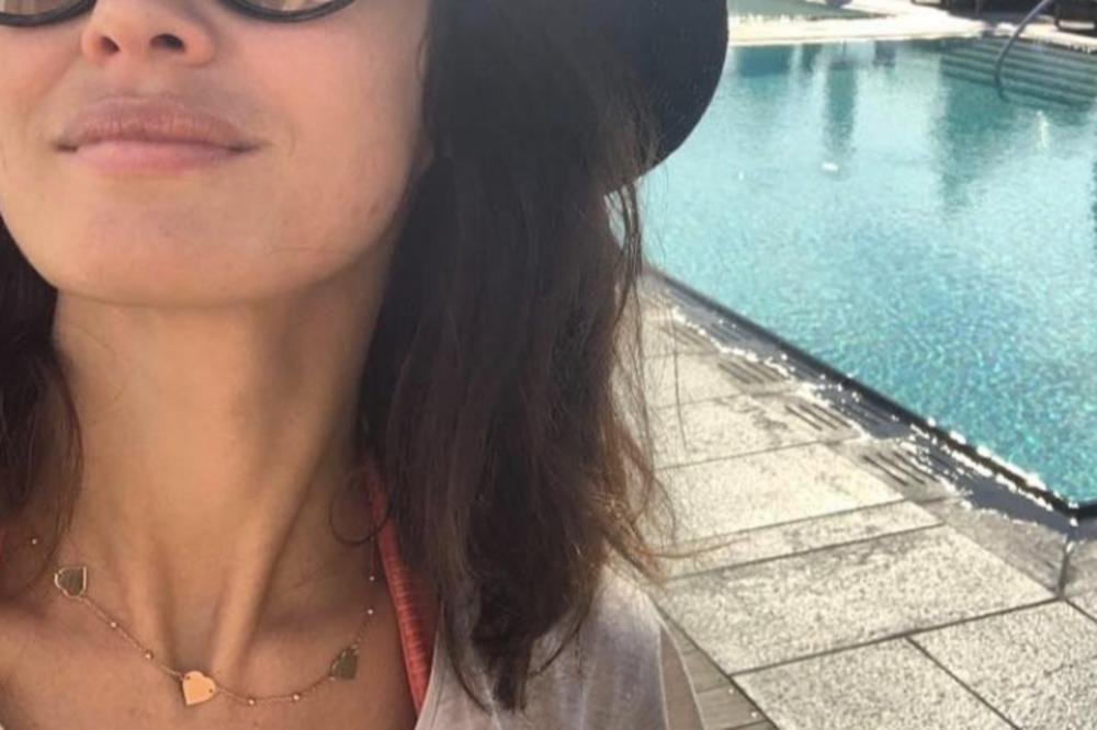 POZNATA GLUMICA POZITIVNA NA KORONA VIRUS! Publika ostala ZATEČENA, a onda se i ONA OGLASILA