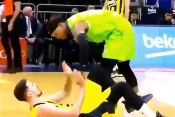 DRHTI PRED KORONAVIRUSOM: Nando de Kolo u epizodi 'NEKA, SAM ĆU'! (VIDEO)