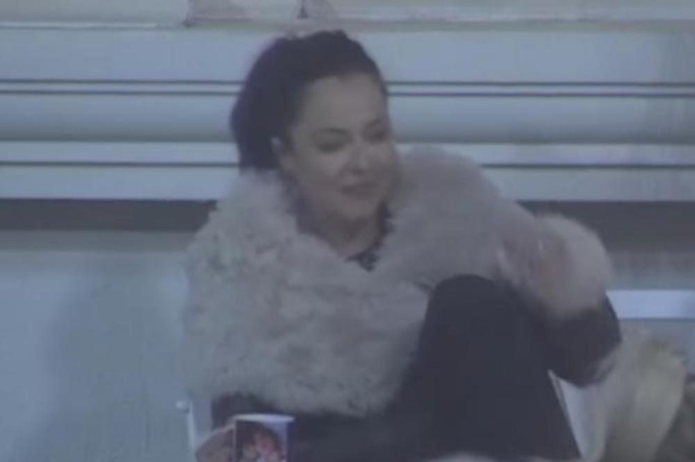 JELENA PEŠIĆ SE PROBUDILA PORED MARKA, A ON JOJ DOPUSTIO OVO! Luni neće biti dobro kada bude videla (VIDEO)