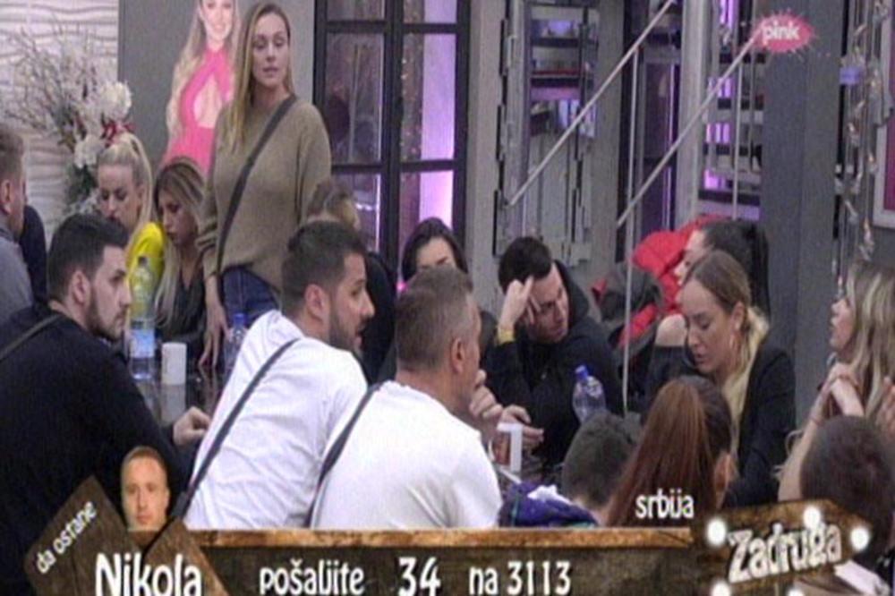 ANABELA PRETERUJE SA PROZIVKAMA MARKU, ON KULIRA: Tata ti je tukao majku, zato si poremećen!