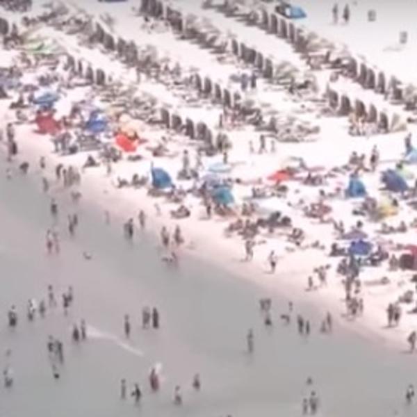 OVO JE SLIKA PLAŽE USRED PANDEMIJE KORONAVIRUSA: Sramotni prizori iz OVE ZEMLJE, ljudi nemaju obzira! (VIDEO)