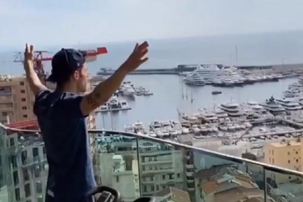 FABREGAS ODLEPIO U KARANTINU: Prodrao se sa terase, a onda se javio komšija i žestoko ga opsovao!