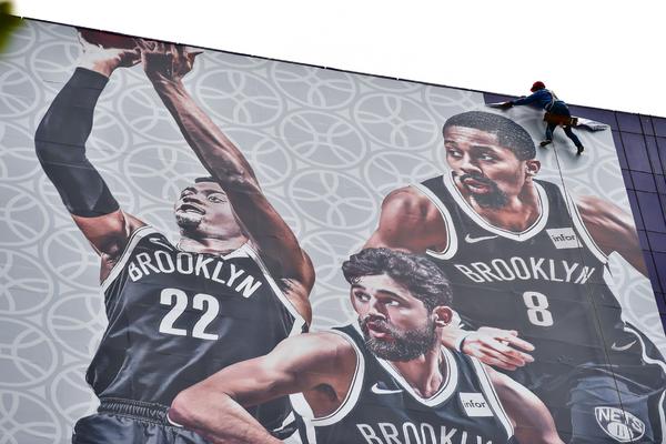 4 KOŠARKAŠA BRUKLINA ZARAŽENA KORONOM: Panika u NBA ligi zbog virusa koji hara svetom!