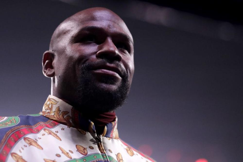 KAKVU ŽURKU JE USRED EPIDEMIJIE ORGANIZOVAO MEJVEDER: A na nju je došao u kolima koja koštaju 3 miliona evra