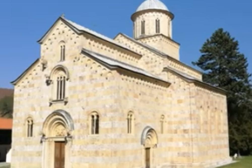 UDRUŽENJE ISTORIČARA KOSOVA: Odluka o manastiru Visoki Dečani neće biti sprovedena!