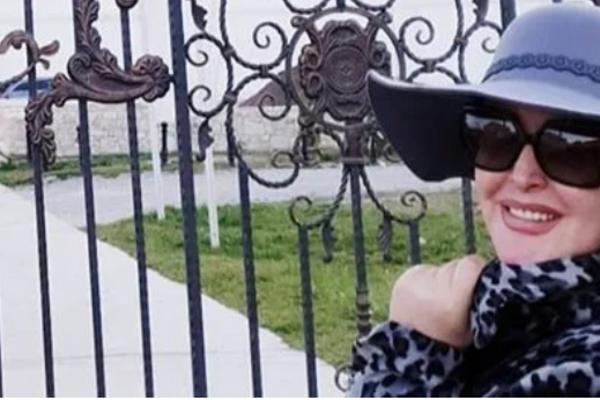 DRAGANA MIRKOVIĆ NIKADA DO SAD NIJE POKAZALA OVAJ DEO DVORCA! Ovakvu sobu niko nema u svom stanu! (FOTO)