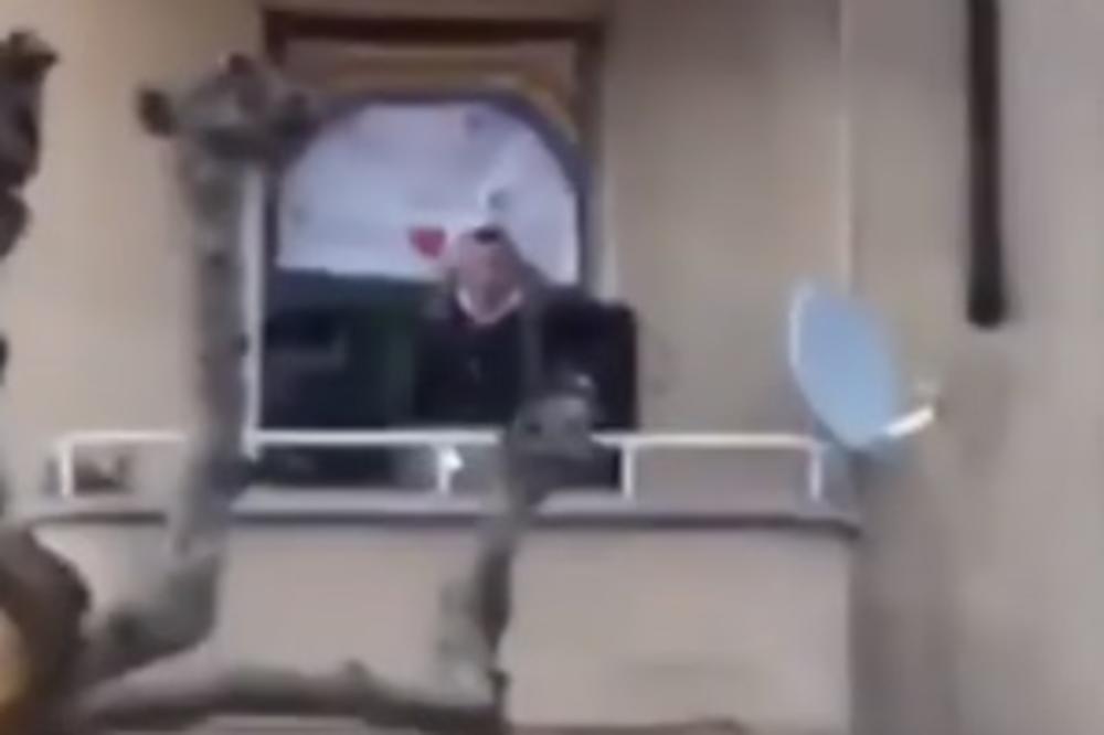 U TRSTU SE ORI TAMO DALEKO: Srbi u Italiji DIŽU MORAL horskim pevanjem čuvene pesme (VIDEO)