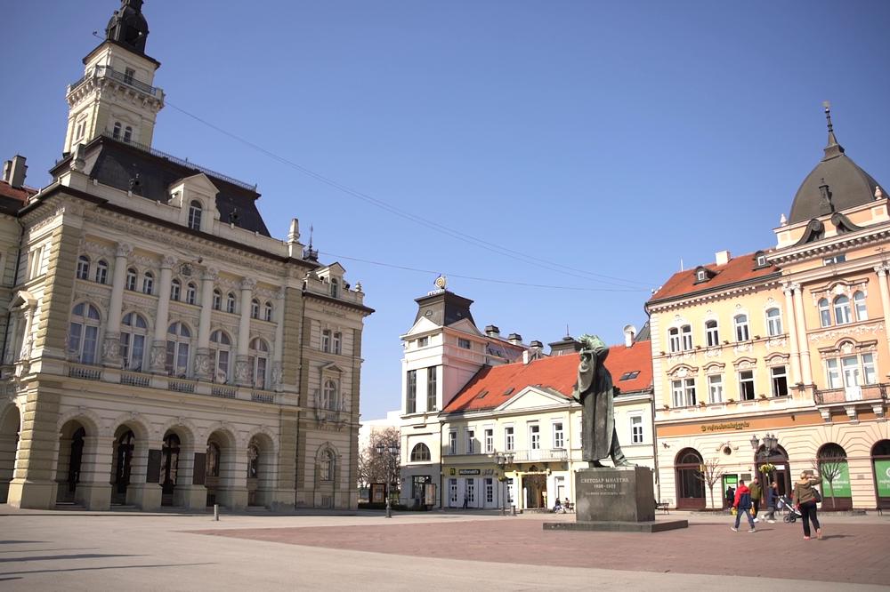 NAJHUMANIJI GRAD U SRBIJI POTVRDIO SVOJU TITULU: Raste broj volontera i organizacija za pomoć Novosađanima