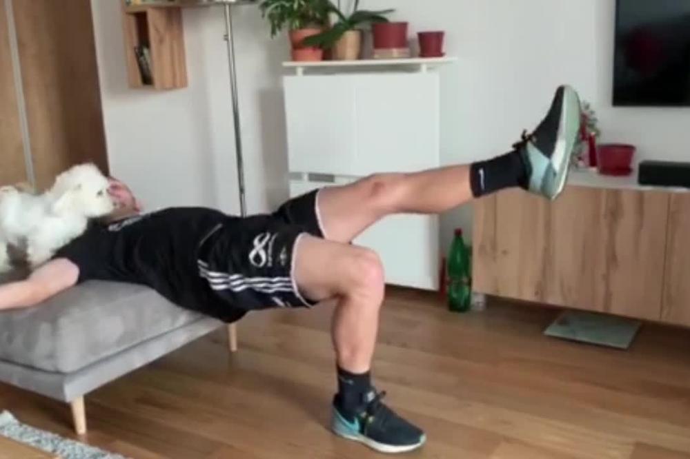 VIDEO KOJI ĆE VAM MNOGO POMOĆI: Pogledajte kako igrač Partizana provodi vreme u karantinu!