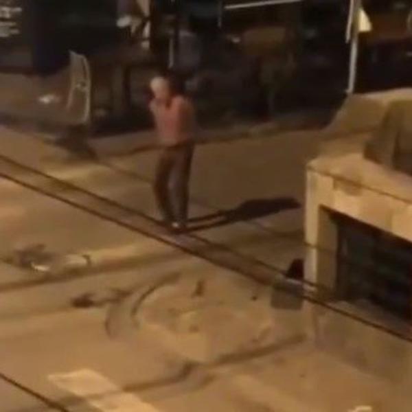 POLICIJSKI ČAS TRAJE, ALI ISPLIVAO ŠOK SNIMAK: Nadležni organi da reaguju! DOBRO POGLEDAJTE OVOG DEDU