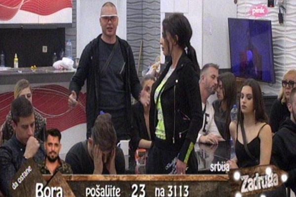 BRENDON UVREDIO PEŠIĆKINOG BRATA KOJI IMA DAUNOV SINDROM, PA PRIZNAO: Meni je brat umro, imao je ISTU BOLEST!