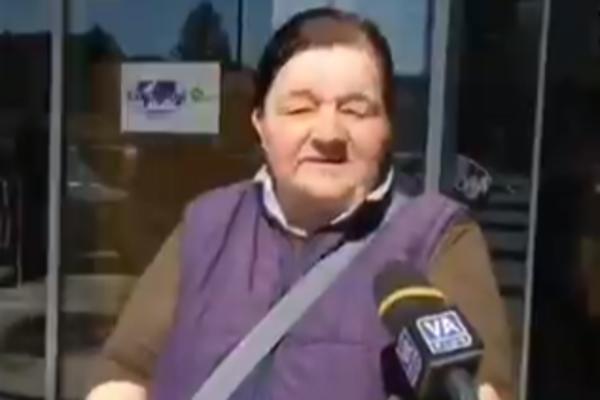 ŽENA KRITIKOVALA SRBE ŠTO KUPUJU KAO LUDI Onda je novinar video da ima 10 KG brašna! NJEN ODGOVOR JE LUDILO (VIDEO)