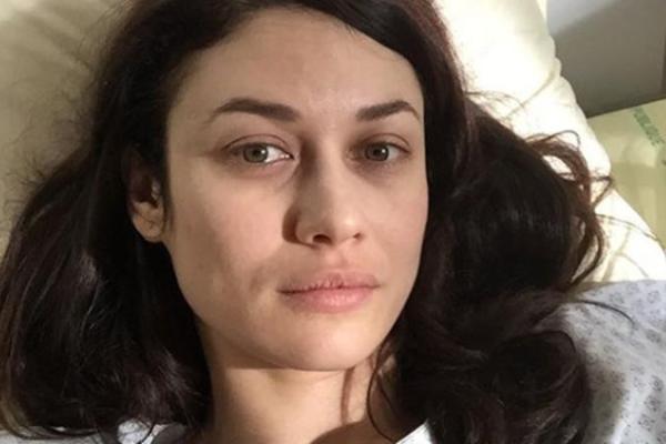 GLUMICA ZARAŽENA KORONOM SE JAVILA IZ KARANTINA: Bondova devojka otkrila LEK i šta je KLJUČNO ZA OPORAVAK!