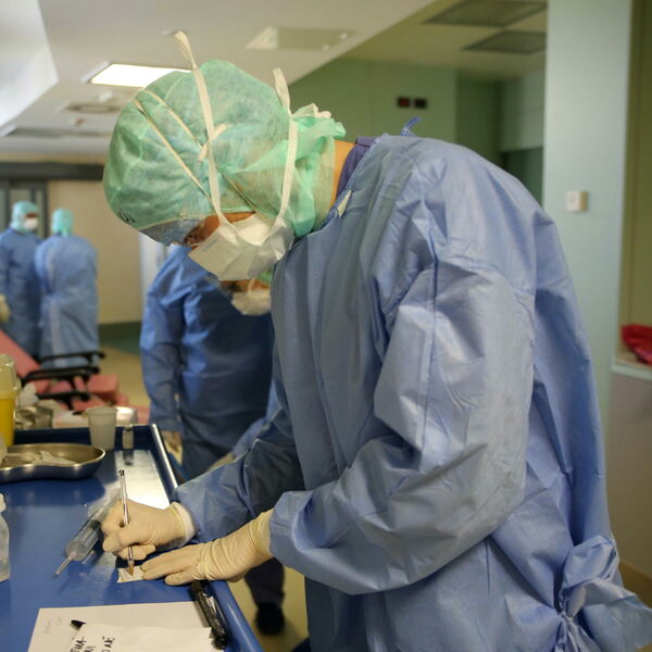 OGLASIO SE DOKTOR IZ NOVOG PAZARA, I TO PREKO ADVOKATA! Lekar tvrdi da mu nije uručeno rešenje o samoizolaciji