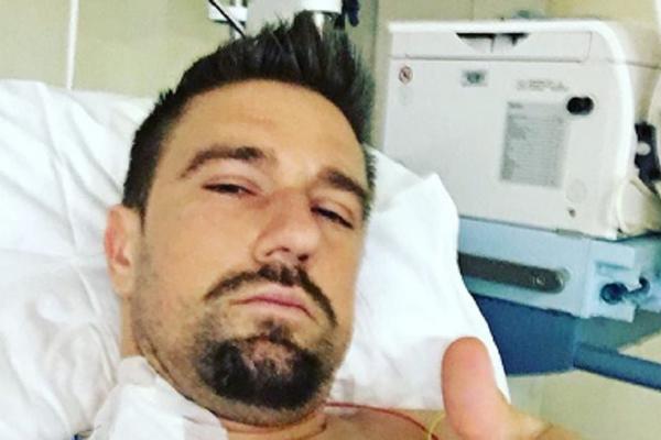 ZBOG NJIH JE UMALO UMRO, UPROPASTILI MU KARIJERU: Klasnić dobio odštetu od 4.000.000 posle 12 godina borbe!