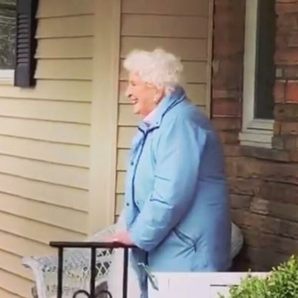 AJMO SVI APLAUZ ZA OVU SUPER BAKU! Ima 104 godine i pobedila je koronavirus, zaista je ovo divna vest!