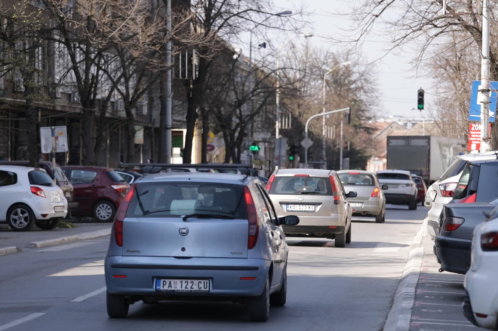 NEMAČKA FIRMA U PANČEVU SRBIMA NUDI PLATU OD 2.000 EVRA: Evo ko sve može da konkuriše!