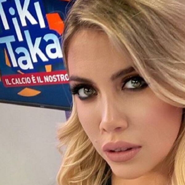 U ITALIJI BROJE MRTVE, A ONA SLIKA GRUDI: Vandin dekolte na izvolte se nije svideo jednom pratiocu koji je izvređao