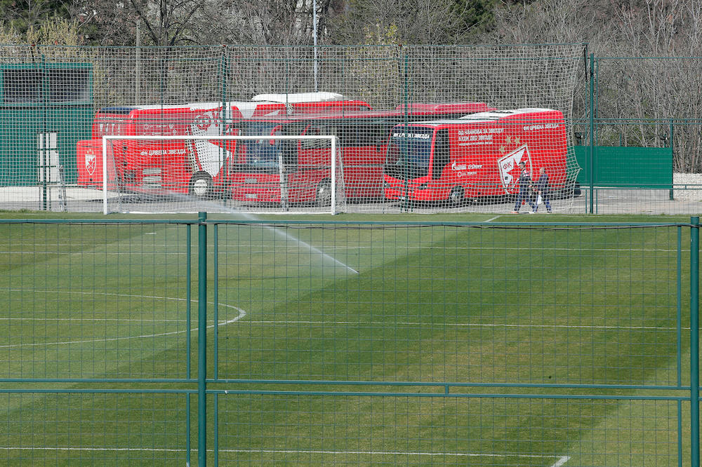 JOŠ JEDAN ODLAZAK S MARAKANE: Prošle sezone igrao Ligu šampiona, a sad pojačao povratnike u Superligu!