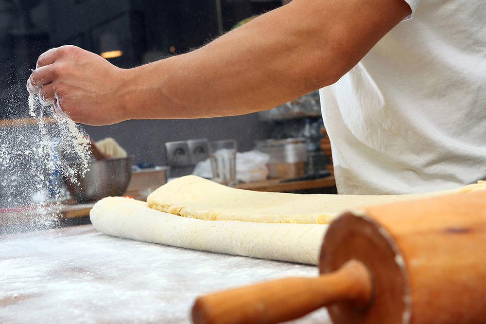 ZA JEDNOM NAMIRNICOM U SRBIJI POTRAŽNJA JE PORASLA ZA 500 ODSTO: Sada su stigle i DOBRE VESTI!