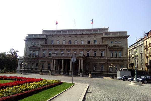 Skupština Beograda: Usvojene odluke za pomoć ugostiteljima!