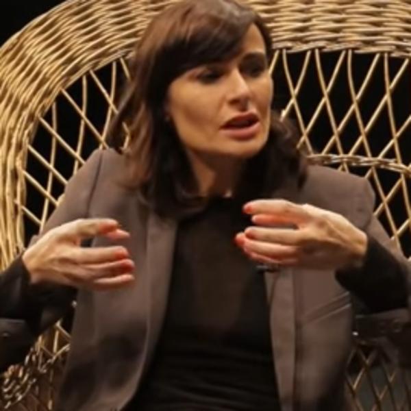 DANAS SE OSEĆAM SLABIJE, TRUDIM SE SVIM SILAMA, ALI MISLIM DA NEĆU MOĆI...Srbljanović novim statusom ZABRINULA SVE