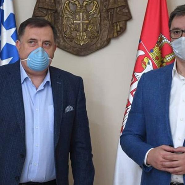 SRBI IZ SRPSKE SU DANAS GLEDALI U PRAVCU BEOGRADA: Dodik se vraća sa DOBRIM VESTIMA!