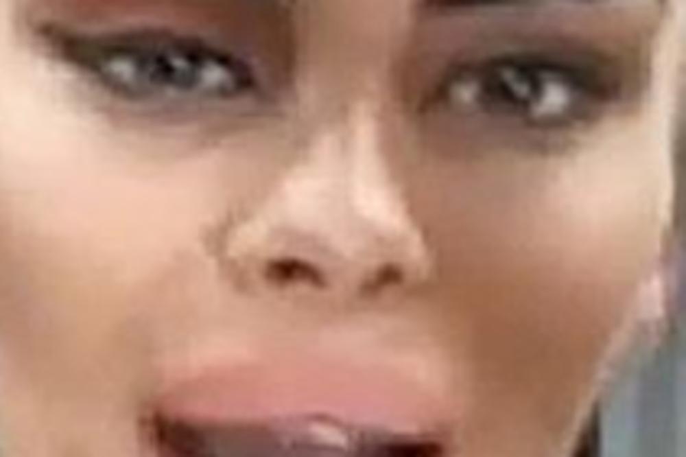 EVO ŠTA SE DESI KADA STE DUGO ZATVORENI U KARANTINU! Bivša zadrugarka UNIŠTILA obrve, pa ih bez blama POKAZALA