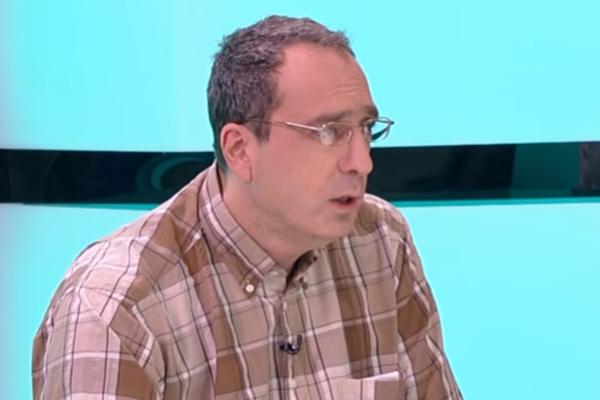 KOVID 19 JE KAO POŽAR! Reči ovog lekara pažljivo sluša cela Srbija, poslušajte šta je sad imao da kaže, nije naivno