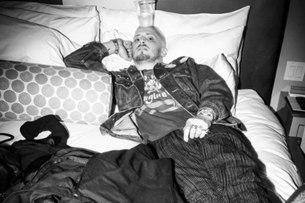 JOŠ POZNATIH JE ZARAŽENO KORONAVIRUSOM: Glumac 11 dana jedva diše! Režiser ugrozio I OVE 3 PEVAČICE!