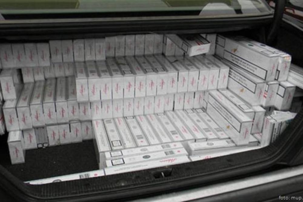 SRBI ŠVERCUJU KAO BESNI I U JEKU VANREDNOG STANJA: Kod Kraljeva je sad zaplenjena jedna OZBILJNA KOLIČINA