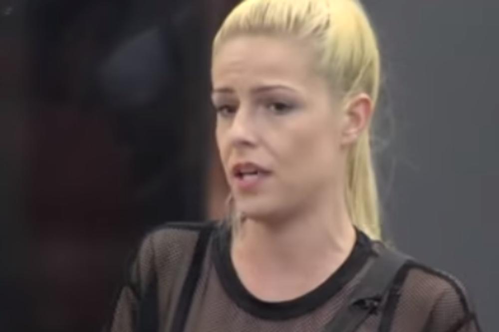 MIMU ŽIVKOVIĆ SAČEKALE TUŽNE VESTI NAKON IZLASKA: Potpuno slomljena zbog SMRTI člana porodice