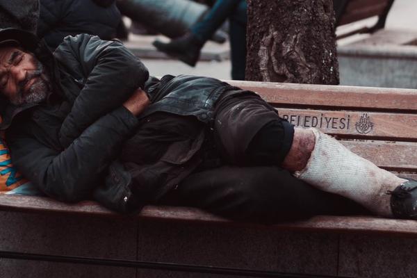 Kanski filmski festival udomio beskućnike u prostorijama festivala tokom trajanja pandemije