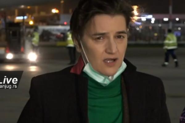 OGLASILA SE I ANA BRNABIĆ~ Na beogradski aerodrom sleteo još jedan AVION IZ KINE sa medicinskom opremom!