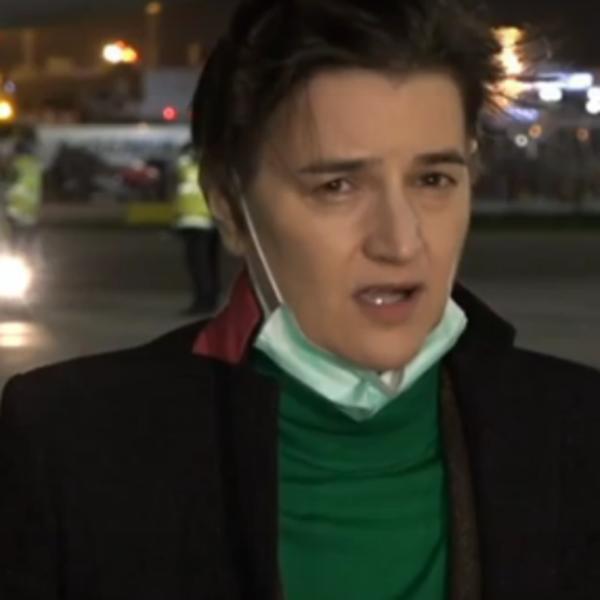 OGLASILA SE I ANA BRNABIĆ~ Na beogradski aerodrom sleteo još jedan AVION IZ KINE sa medicinskom opremom!